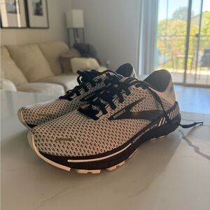 Brooks Running Adrenaline GTS